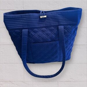 Vera Bradley Vera Tote – Coastal Blue Quilted Travel Work Bag